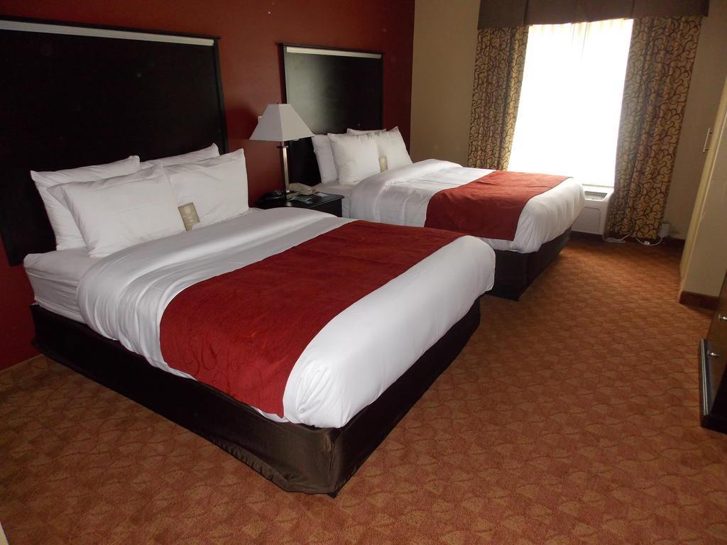 Comfort Suites Old Town Spring Buitenkant foto