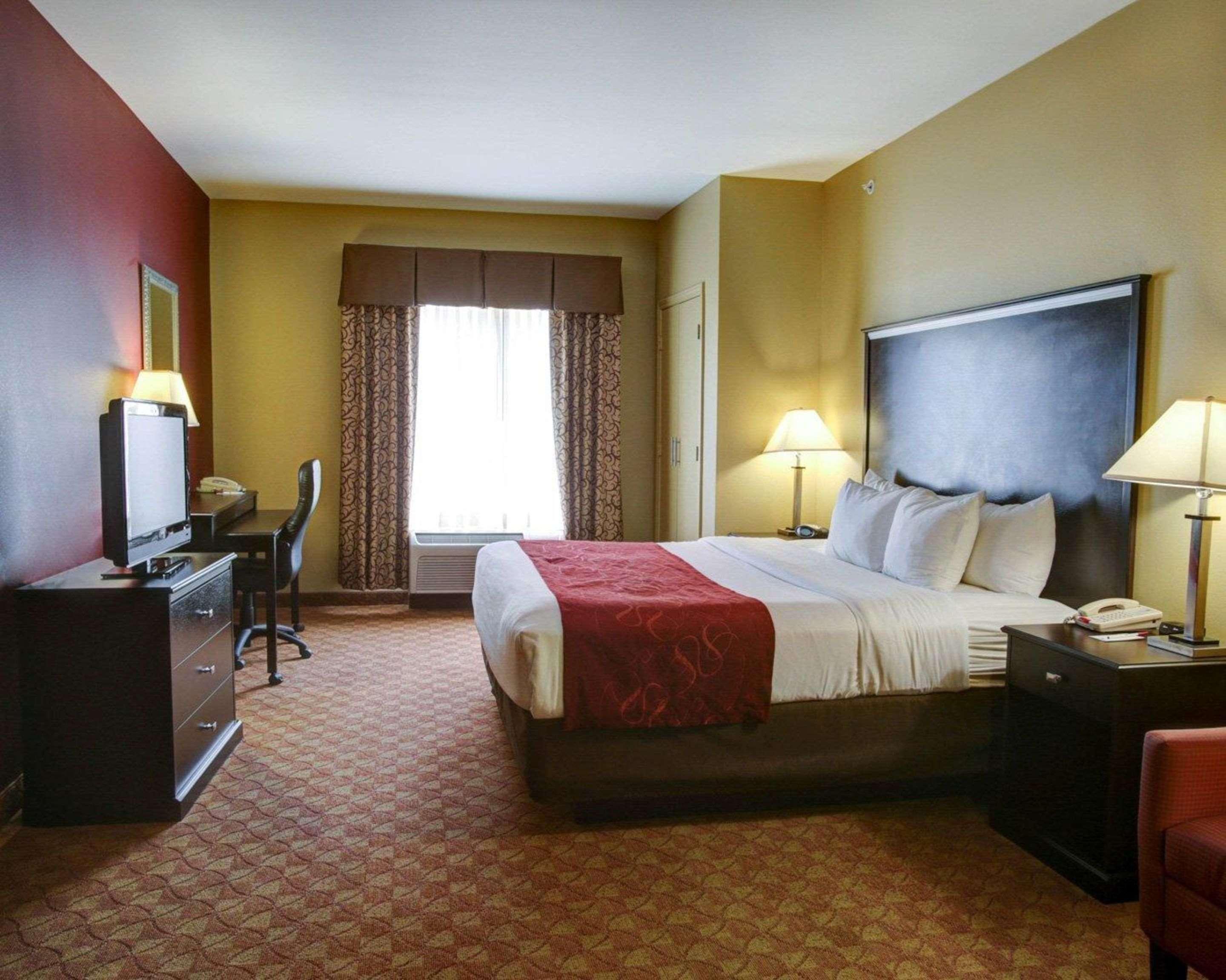 Comfort Suites Old Town Spring Buitenkant foto