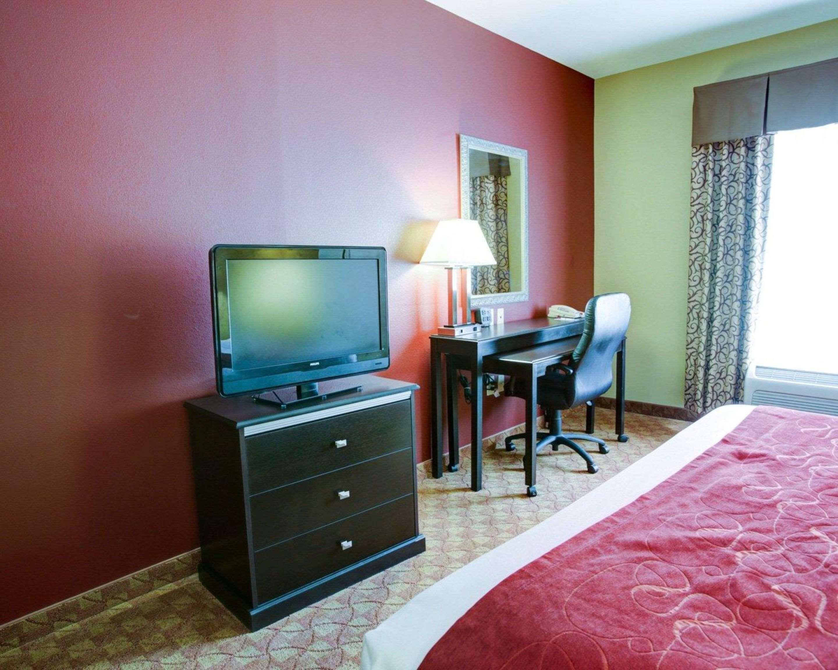 Comfort Suites Old Town Spring Buitenkant foto