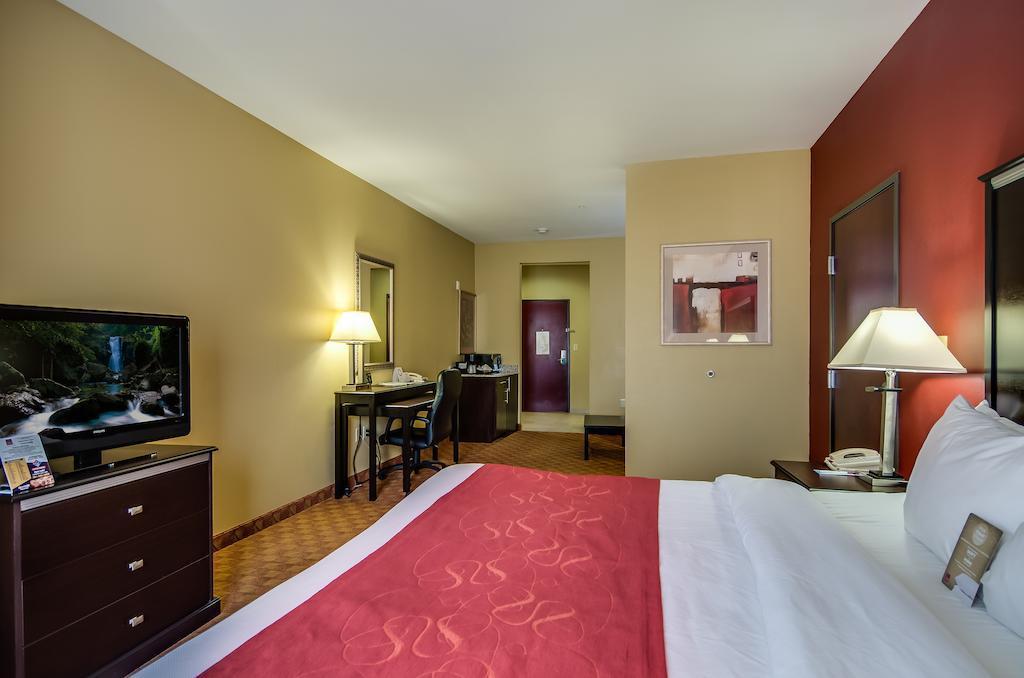 Comfort Suites Old Town Spring Buitenkant foto