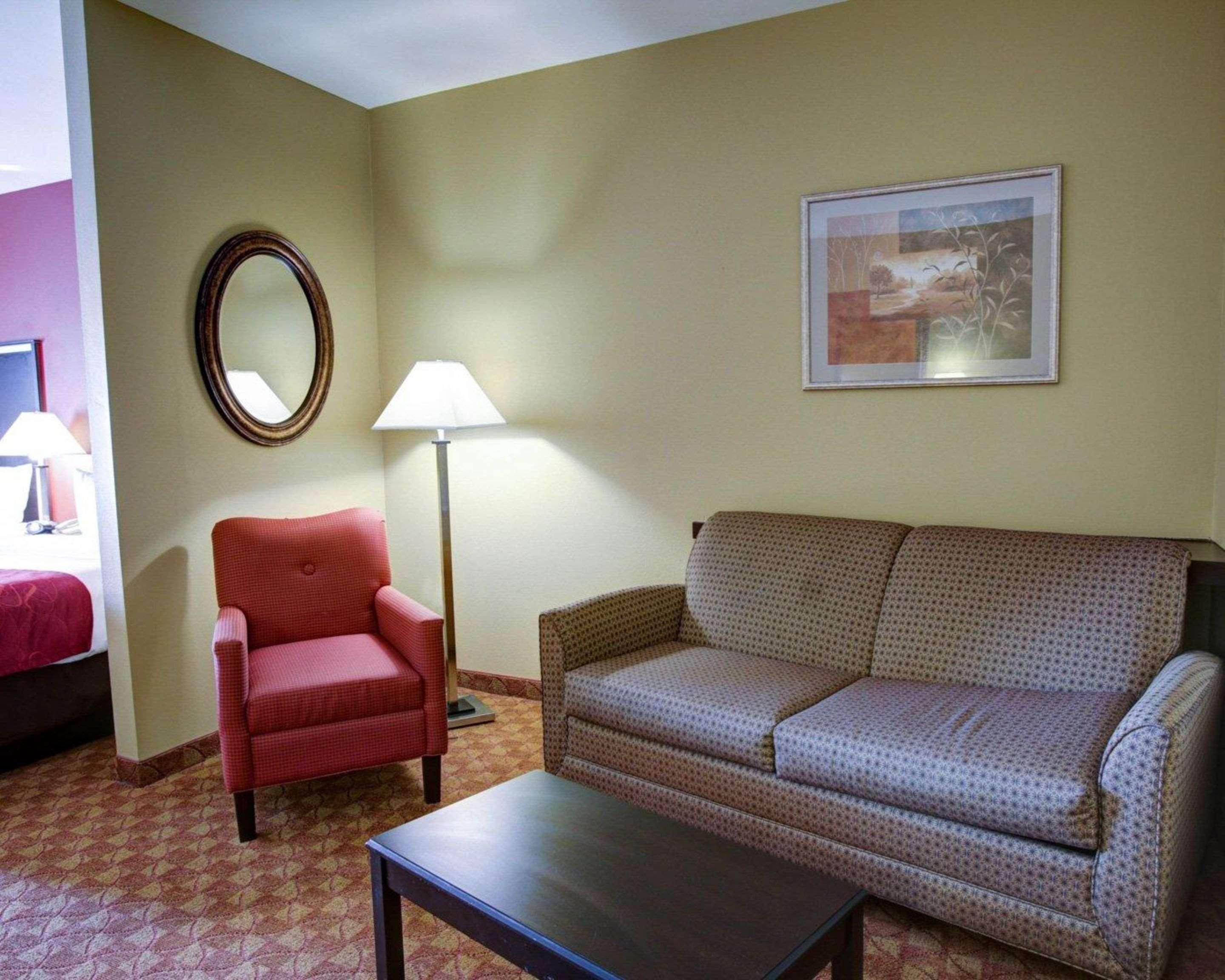 Comfort Suites Old Town Spring Buitenkant foto
