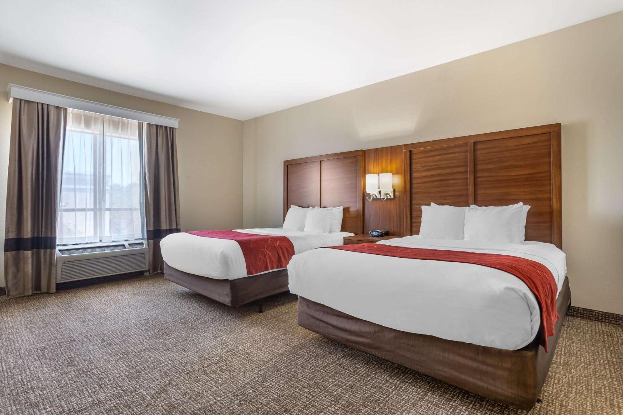 Comfort Suites Old Town Spring Buitenkant foto