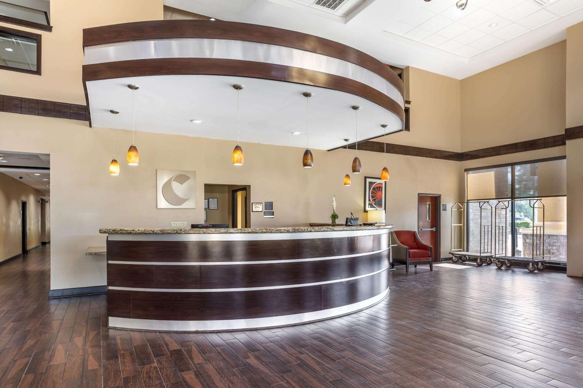 Comfort Suites Old Town Spring Buitenkant foto